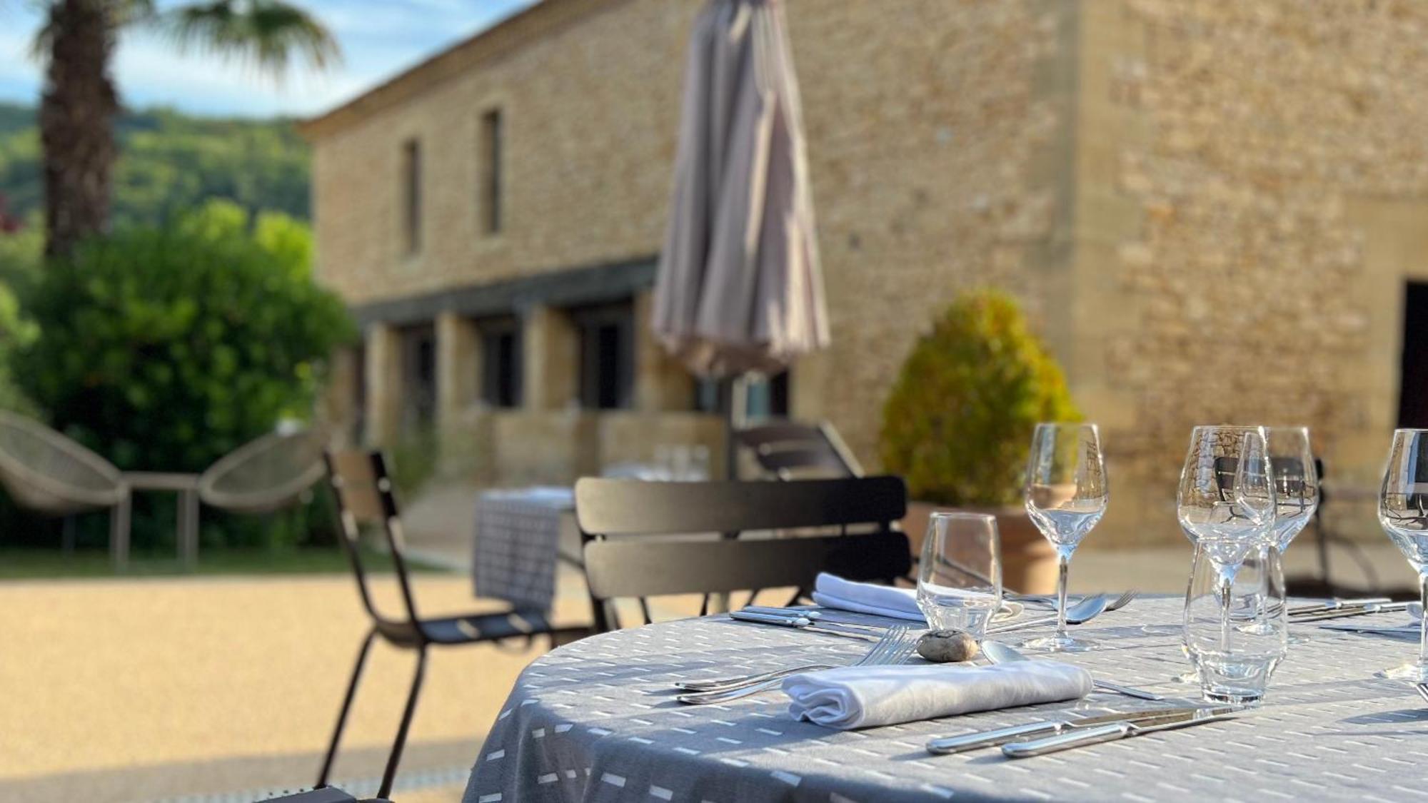 Hôtel La Villa Romaine Carsac-Aillac Esterno foto